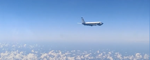 ВКС России перехватили самолет ВВС Норвегии над Баренцевым морем