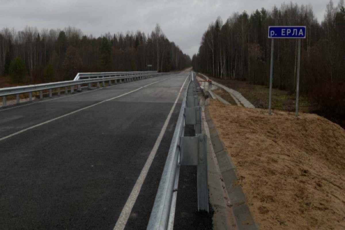 Для жителей Мантуровского района Костромской области полностью обновили мост через Ёрлу