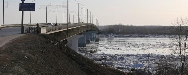 В Томске устранено повреждение на Коммунальном мосту