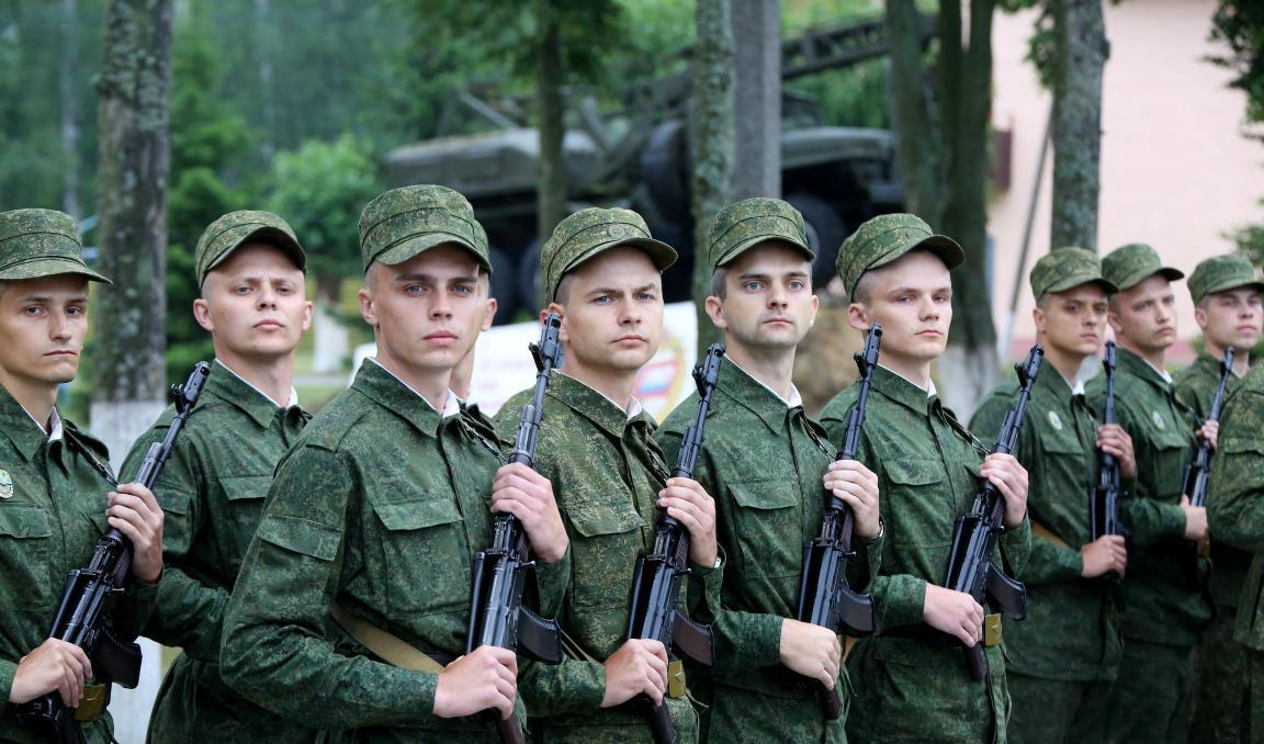 В России на службу призвали 135 тысяч новобранцев