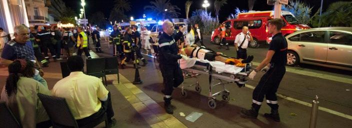 СМИ назвали имя исполнителя теракта в Ницце