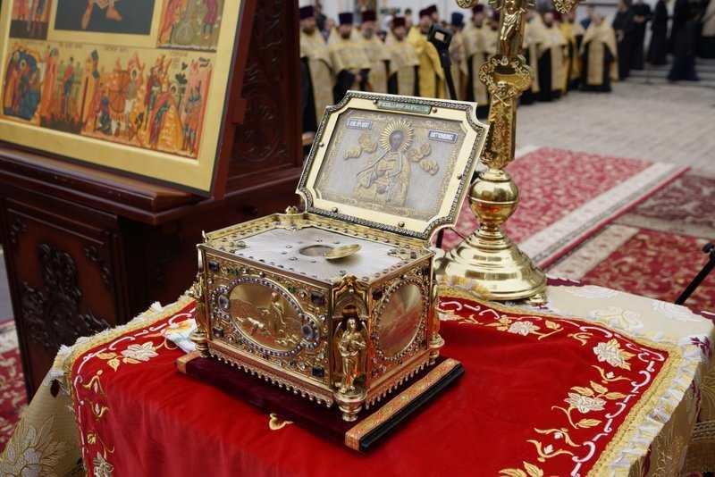 В Нижний Новгород прибудет ковчег с мощами целителя Пантелеимона