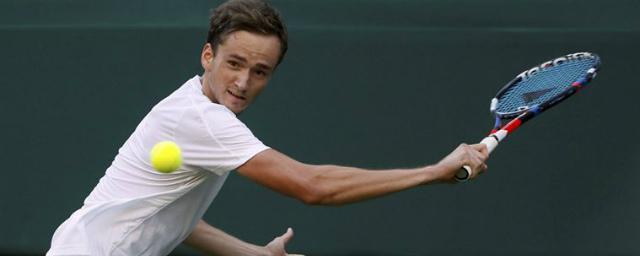 Матч теннисистов Медведева и Циципаса чуть не закончился дракой