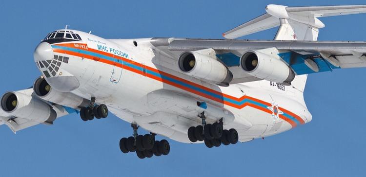 Самолет МЧС вылетел в Крым с 300 электрогенераторами на борту
