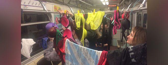 Пассажиры метро Петербурга развешивали мокрое белье в вагонах