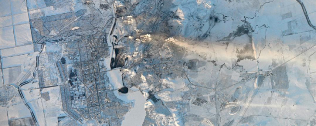Российский космонавт сделал снимок Магнитогорска из иллюминатора МКС