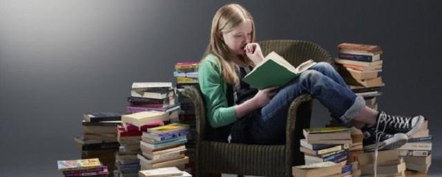 Ученые: Чтение книг продлевает жизнь человека на два года