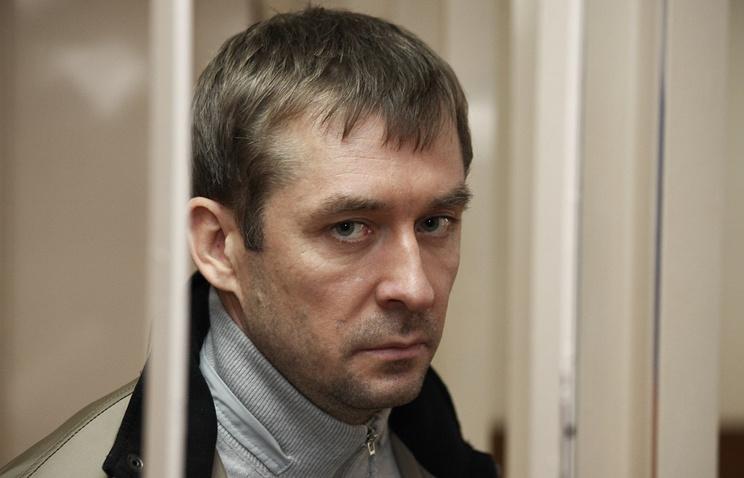 Московский суд оставил полковника Захарченко под арестом