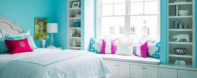 Дизайн интерьера спальни в ярких цветах