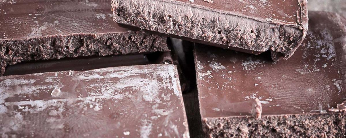 На аукцион в Великобритании выставлены 103-летние плитки шоколада