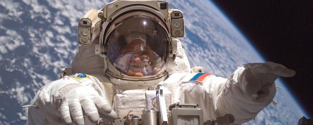 СМИ: Летом российские космонавты выйдут в открытый космос