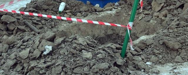 В Ростове двух строителей насмерть засыпало землей в траншее