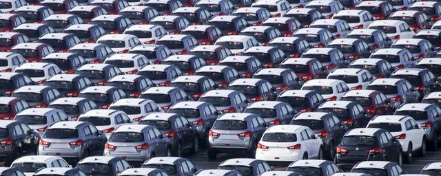 В России в сентябре 2021 года на 23% снизились продажи автомобилей