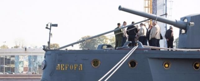 В Петербурге ограничат движение транспорта в День ВМФ