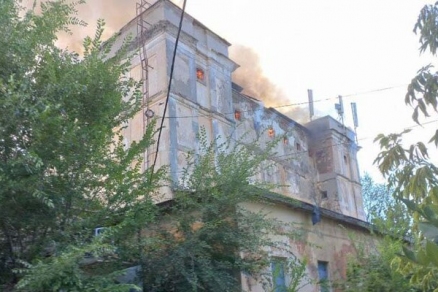 Саратовские силовики провели обыски в двух госучреждениях по делу о пожаре в гарнизонном Доме офицеров