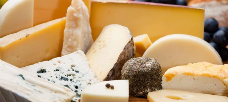 Ученые: Употребление сыра с плесенью продлевает жизнь