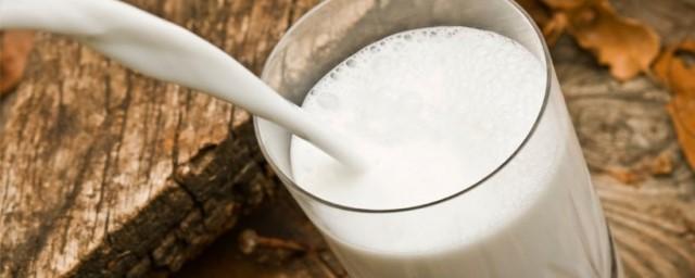 Минсельхоз РФ: В 2017 году производство молока превысило 31 млн тонн