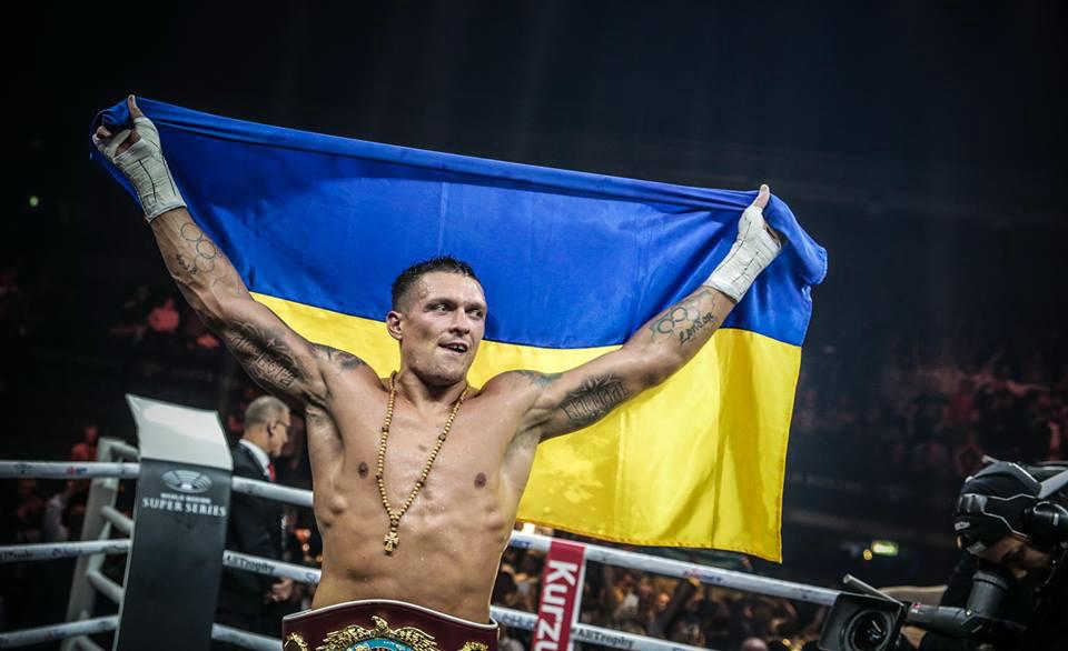 Украинский боксер Усик пообещал защитить Киево-Печерскую Лавру