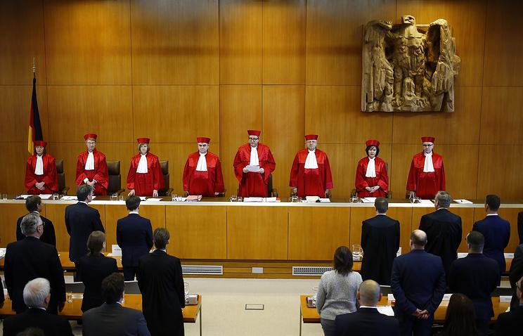 В Германии суд отклонил иск о запрете неонацистской партии