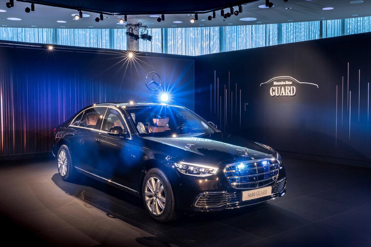Mercedes-Benz представила специализированные модели авто для полиции