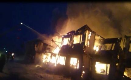 На Ямале из-за пожара без жилья остались 69 человек