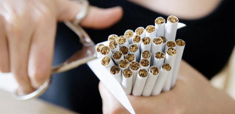 Ученые: Легкие сигареты помогают бросить курить