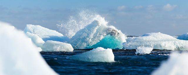 Таяние льдов в Антарктиде оказывает влияние на уровень мирового океана