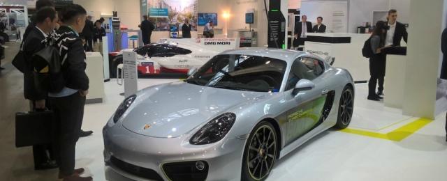 Porsche презентовала электрический концепт-кар Cayman e-volution