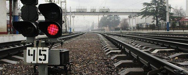 На Украине поезд со школьниками столкнулся с грузовым составом