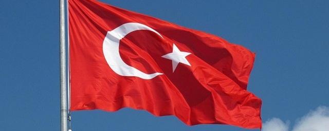 Суд Турции приговорил журналистку к тюрьме за оскорбление Эрдогана