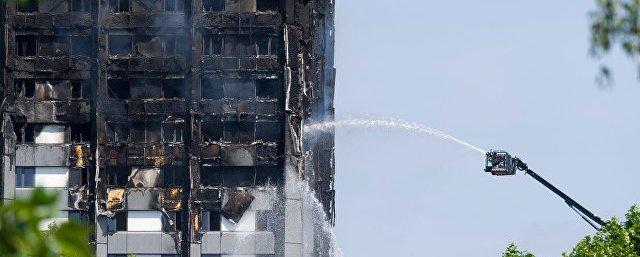 СМИ: При пожаре в высотке в Лондоне пропали 65 человек