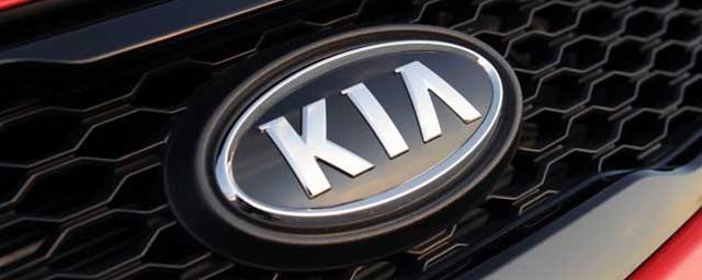 Kia проводит дорожные испытания нового заднеприводного седана