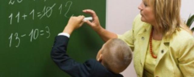 В России увеличилось число учителей, работающих на две ставки
