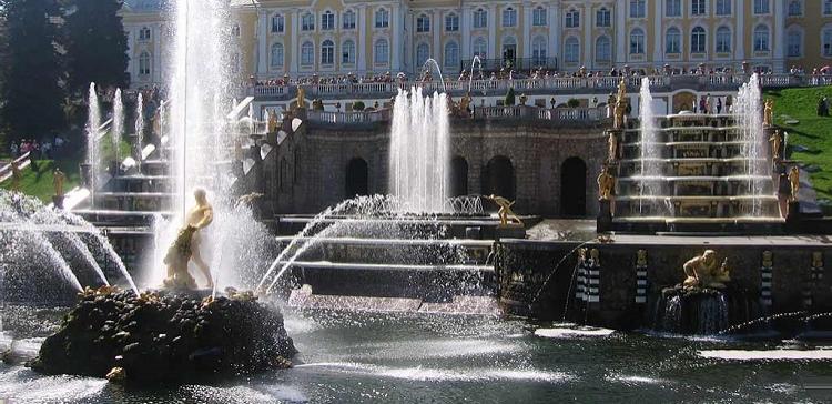 В Петербурге 1 октября начнется отключение фонтанов