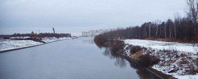 Матисов канал в Петербурге очистили от нефтепродуктов