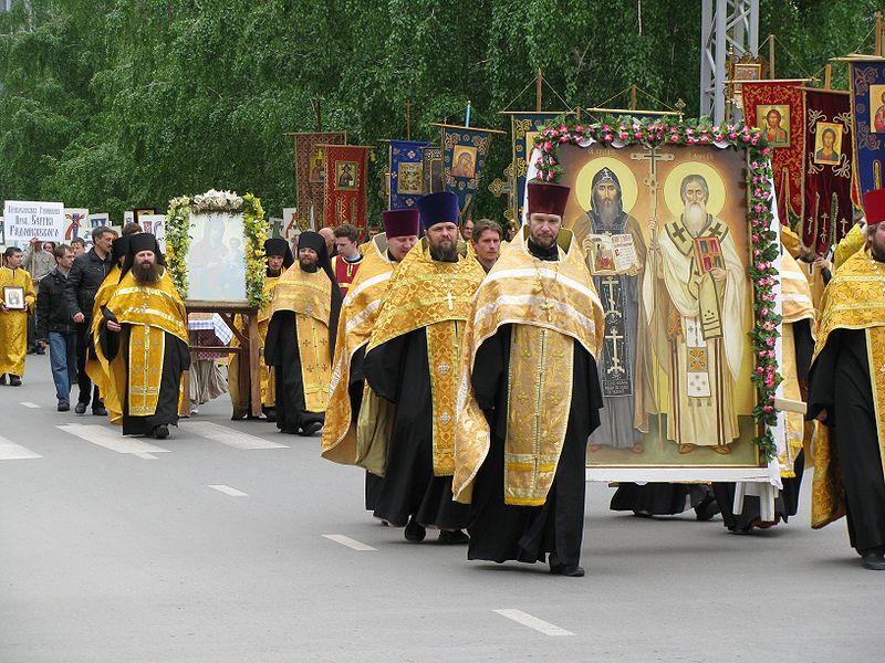 В Сарапуле прошел один из самых старых крестных ходов России