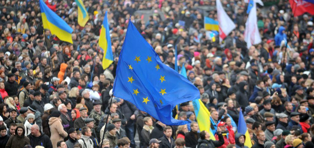 Экс-глава МИД Украины: ЕС и США вмешивались в политику страны