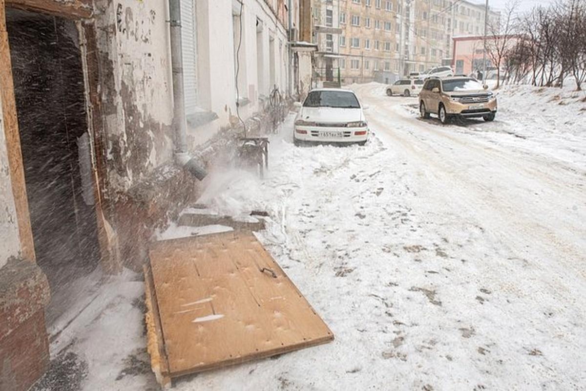 В Магадане мать лишили родительских прав после того, как она выгнала сына на мороз