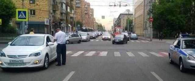 В Красноярске перекроют движение на перекрестке возле ж/д вокзала