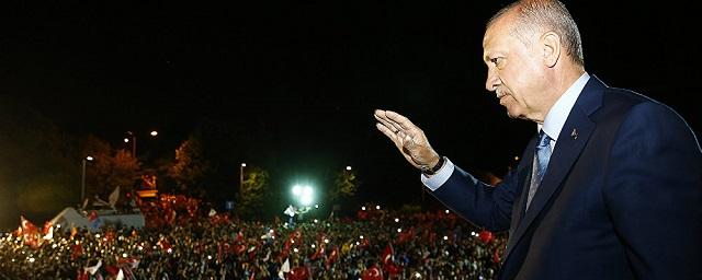 Эрдоган призвал граждан Турции менять иностранную валюту на местную