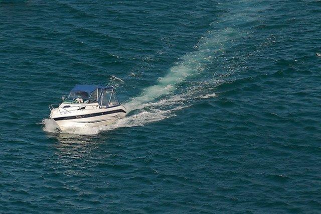 В Крыму рыбак погиб после опрокидывания лодки
