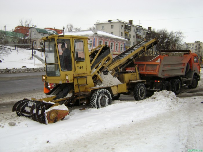 Соловьев поручил властям Ижевска закупить новую снегоуборочную технику