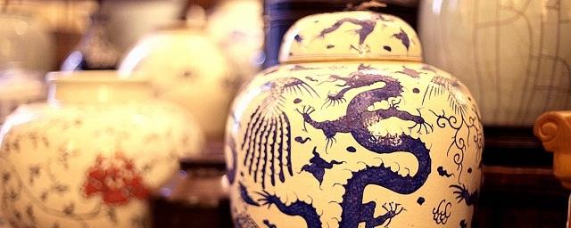 Использование китайских фарфоровых ваз при декорировании комнат