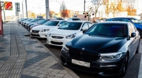 Фотофиксация позволит выявлять водителей, скрывающих номера машин на платных парковках в Краснодаре