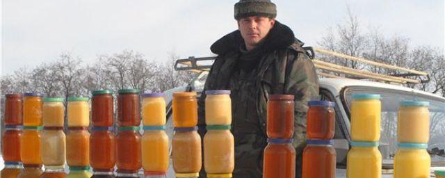 В Пятигорске покупательницу меда обокрали на 80 тысяч рублей