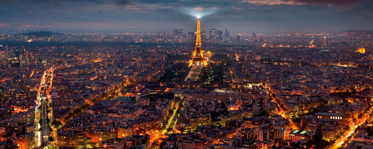 Париж назван самым романтизированным городом мира