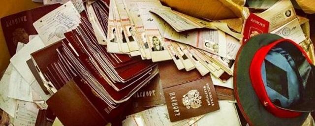 В заброшенном отделении полиции Москвы нашли склад документов