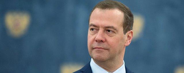 Медведев потребовал объяснить три удаления в игре «Зенит» - «Урал»