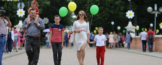 В Рязани впервые состоялся парад многодетных семей