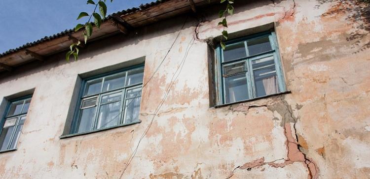 В Ростове до конца 2015 года из аварийного жилья переселят 97 семей
